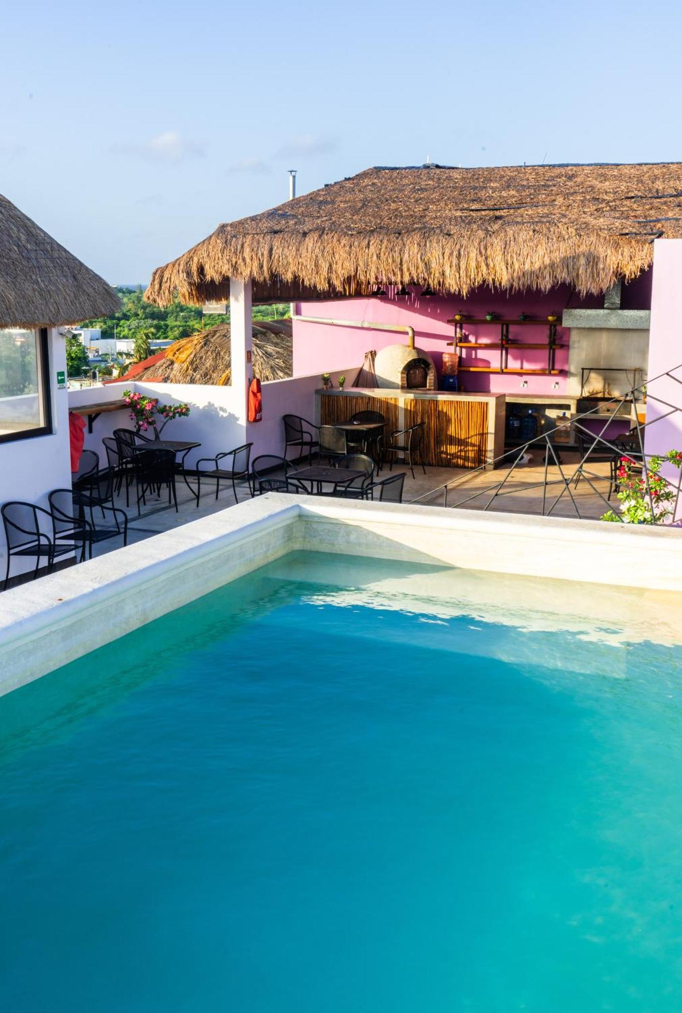 Hotel Itza